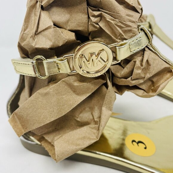 MICHAEL Michael Kors Youth Girls Size 3 T Strap Thong Wedge Sandals in Gold S5 - Picture 2 of 8